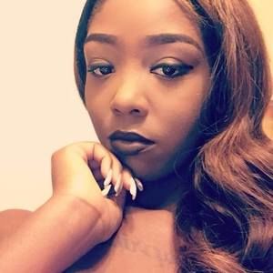 Meet your Posher, Brittney